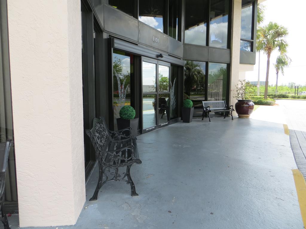 Grand At Universal Blvd - Shuttle To Theme Parks Hotel 3*